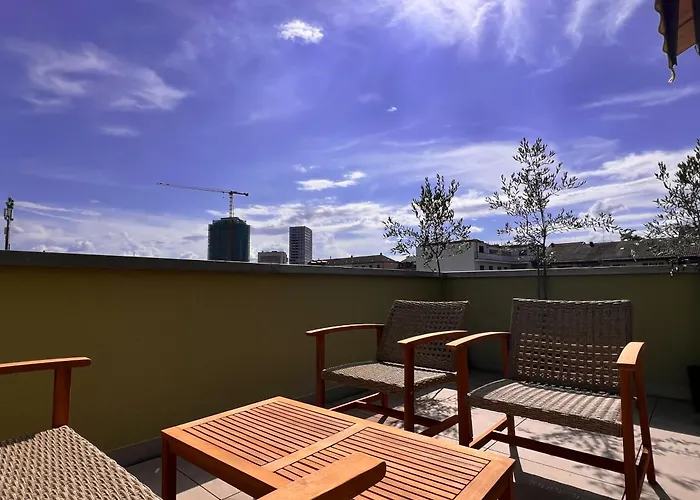 Up&Great Apartments - Chic Urban Homes